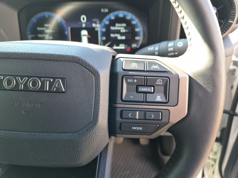 Toyota Land Cruiser Prado - Nic Bottari Toyota - Image 8