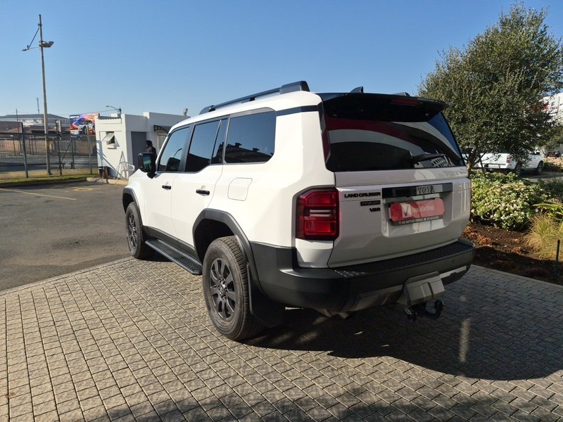 Toyota Land Cruiser Prado - Nic Bottari Toyota - Image 20