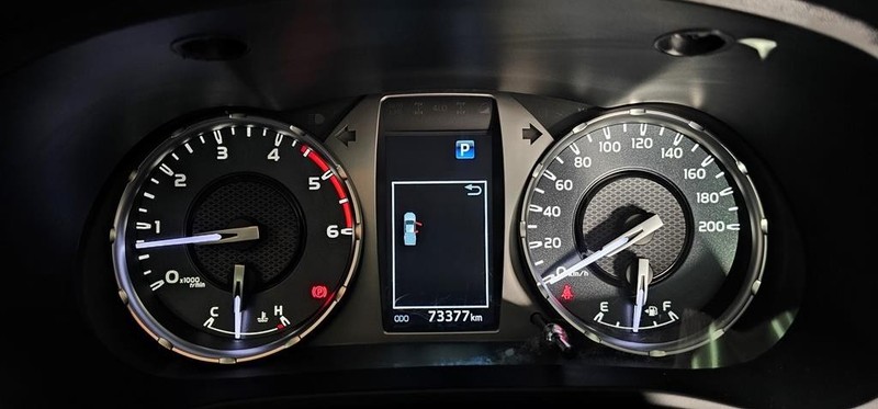 Toyota Hilux - Mit Mak Motors - Image 12