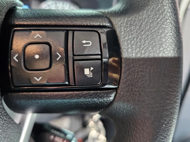 Toyota Hilux - Mit Mak Motors - Image 17