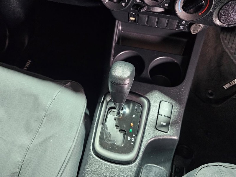 Toyota Hilux - Mit Mak Motors - Image 15
