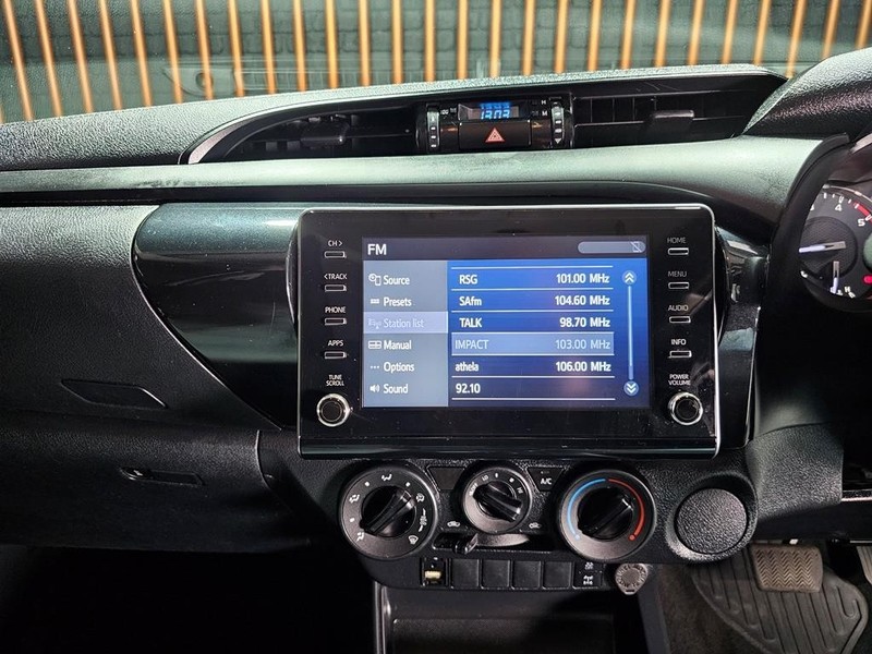 Toyota Hilux - Mit Mak Motors - Image 14