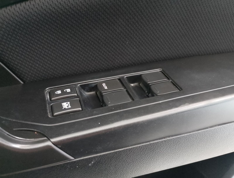Suzuki Vitara Brezza - Suzuki West Rand - Image 11