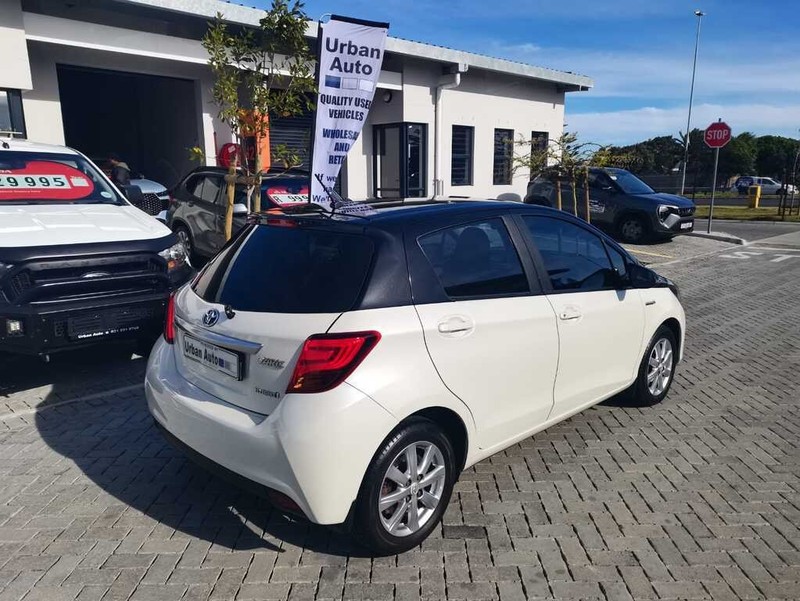 Toyota Yaris - Urban Auto - Image 5