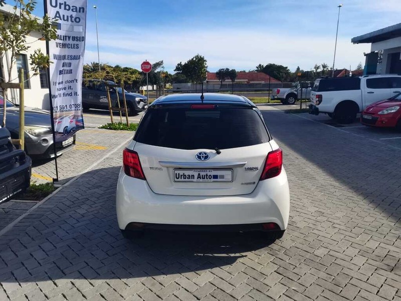 Toyota Yaris - Urban Auto - Image 4
