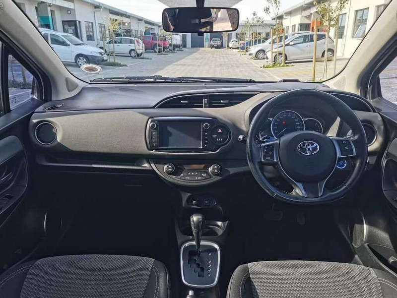 Toyota Yaris - Urban Auto - Image 11