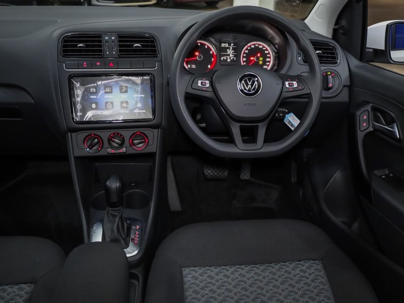 Volkswagen Polo Vivo - Hatfield VW Bryanston - Image 12