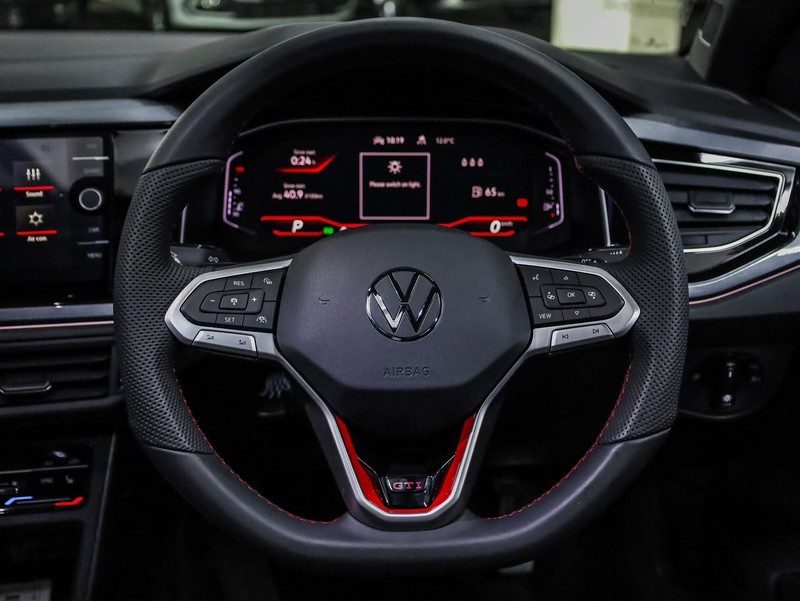 Volkswagen Polo - Hatfield VW Bryanston - Image 13