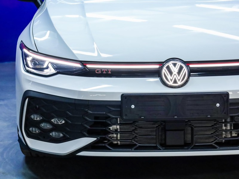 Volkswagen Golf - Hatfield VW Bryanston - Image 4