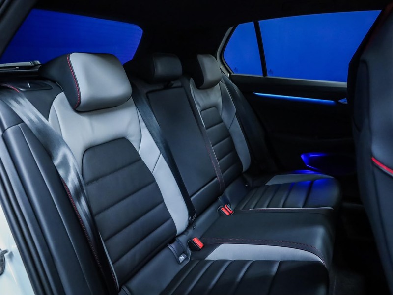 Volkswagen Golf - Hatfield VW Bryanston - Image 11