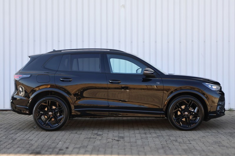 Volkswagen Tiguan - Hatfield VW Pretoria - Image 8