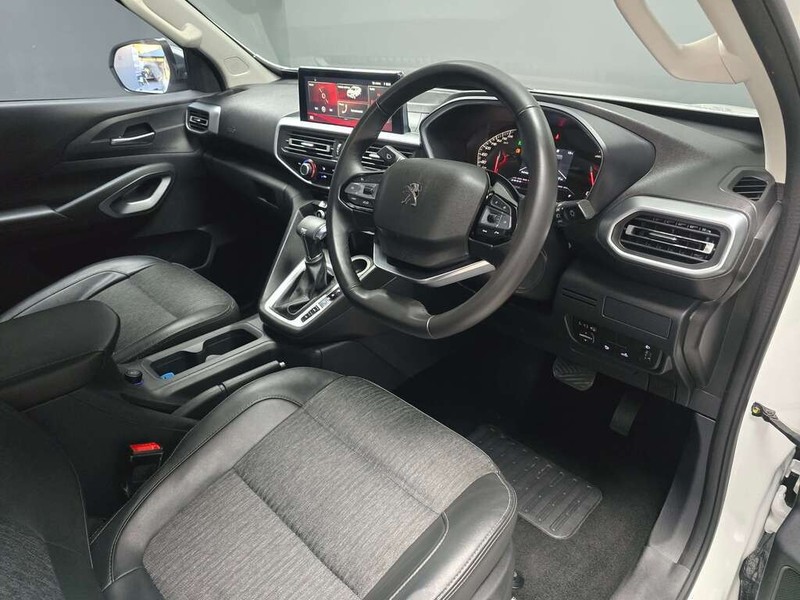 Peugeot Landtrek - WP Motors - Image 17