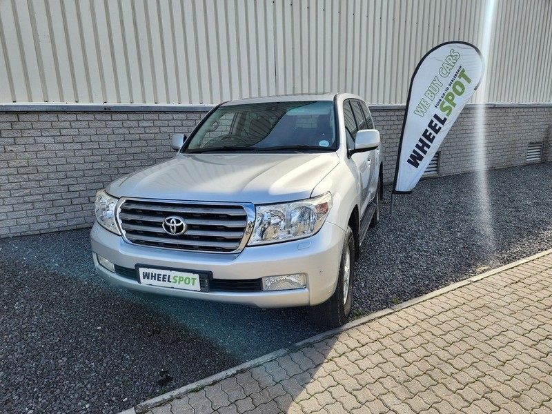 Toyota Land Cruiser - WHEELSPOT - Image 3