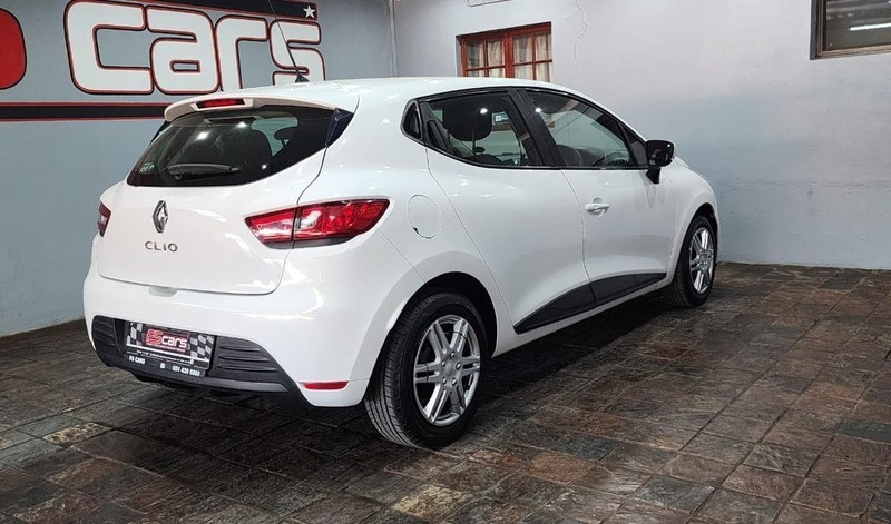 Renault Clio - FS Cars - Image 6