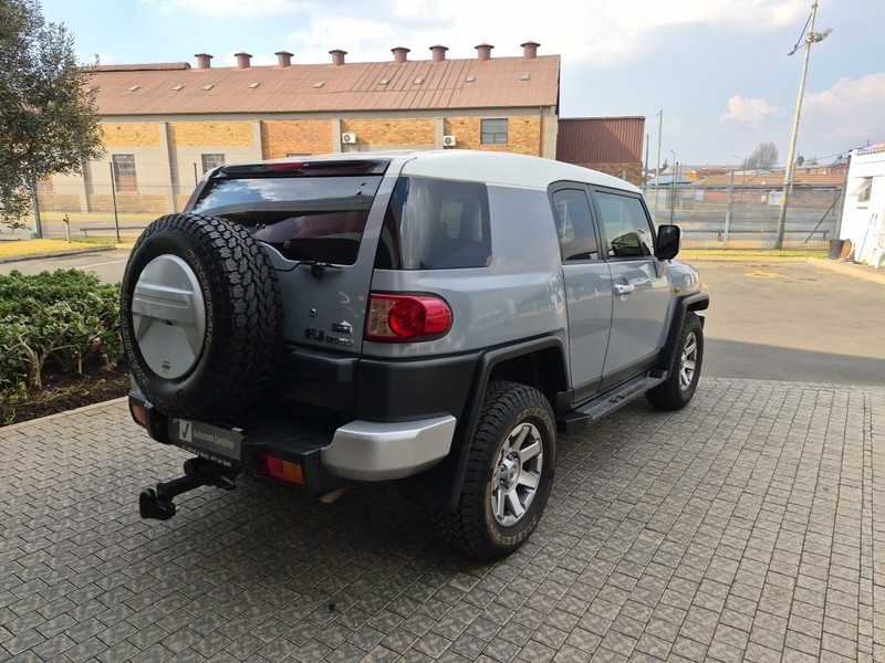 Toyota FJ Cruiser - Nic Bottari Toyota - Image 21