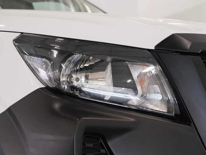 Nissan Navara - Chery Waterfall - Image 6