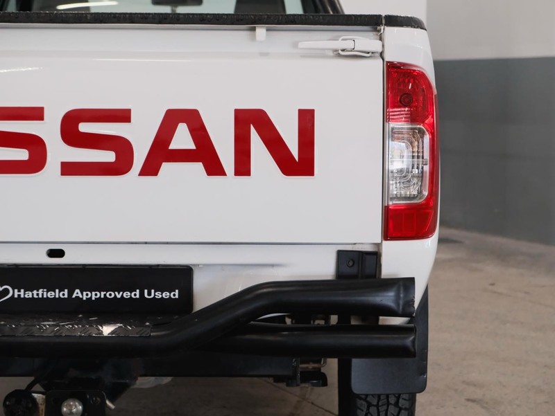 Nissan Navara - Chery Waterfall - Image 12