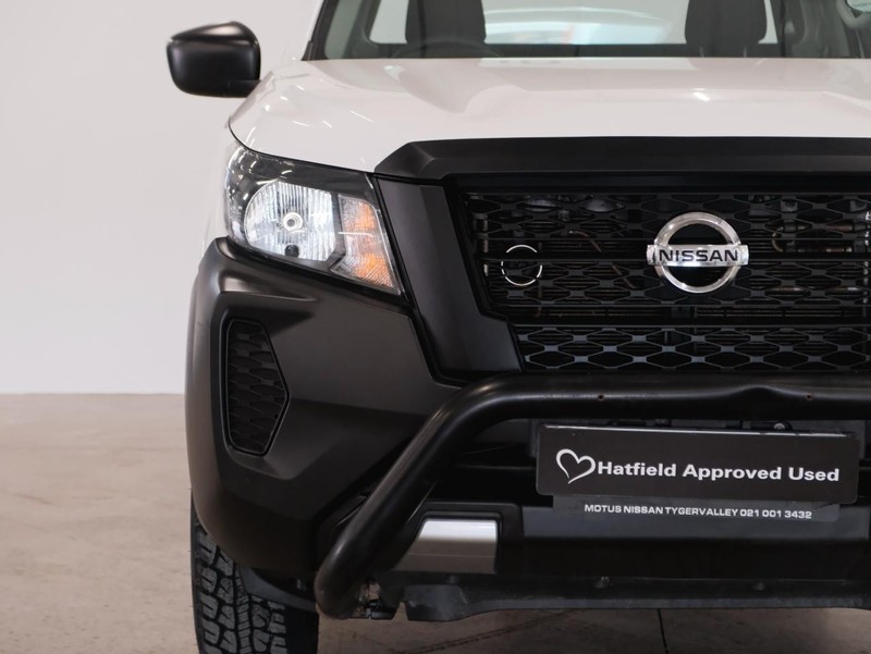 Nissan Navara - Chery Waterfall - Image 15