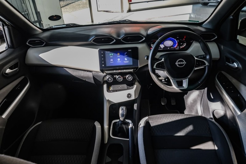 Nissan Magnite - OMODA JAECOO Hatfield - Image 16
