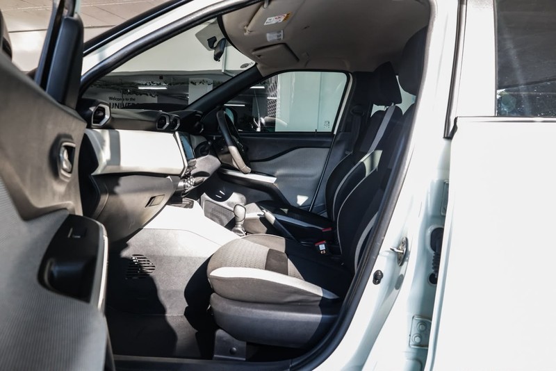 Nissan Magnite - OMODA JAECOO Hatfield - Image 8