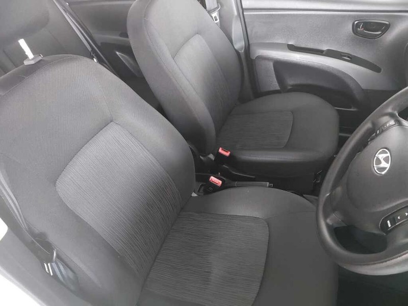 Hyundai i10 - Stiaan Autos (Pty) Ltd - Image 10