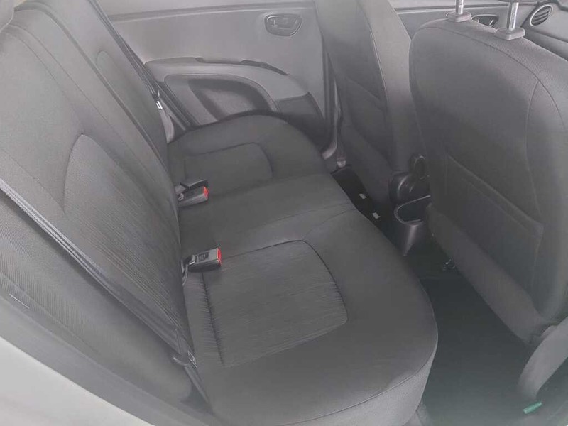 Hyundai i10 - Stiaan Autos (Pty) Ltd - Image 14