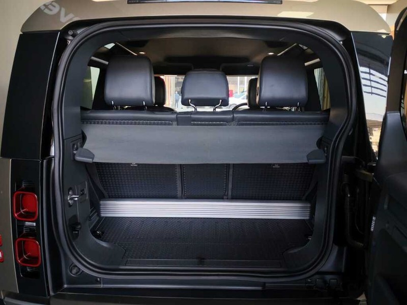 Land Rover Defender - Auto Investments Hatfield - Image 10