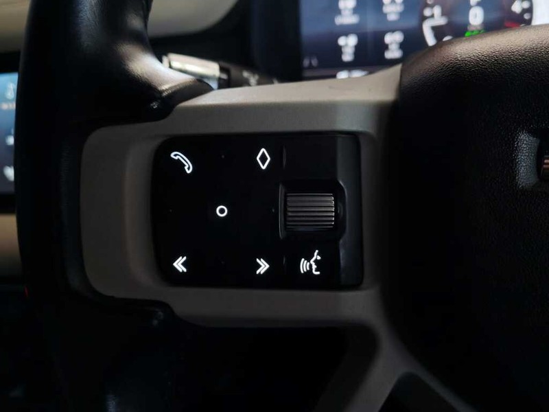 Land Rover Defender - Auto Investments Hatfield - Image 18