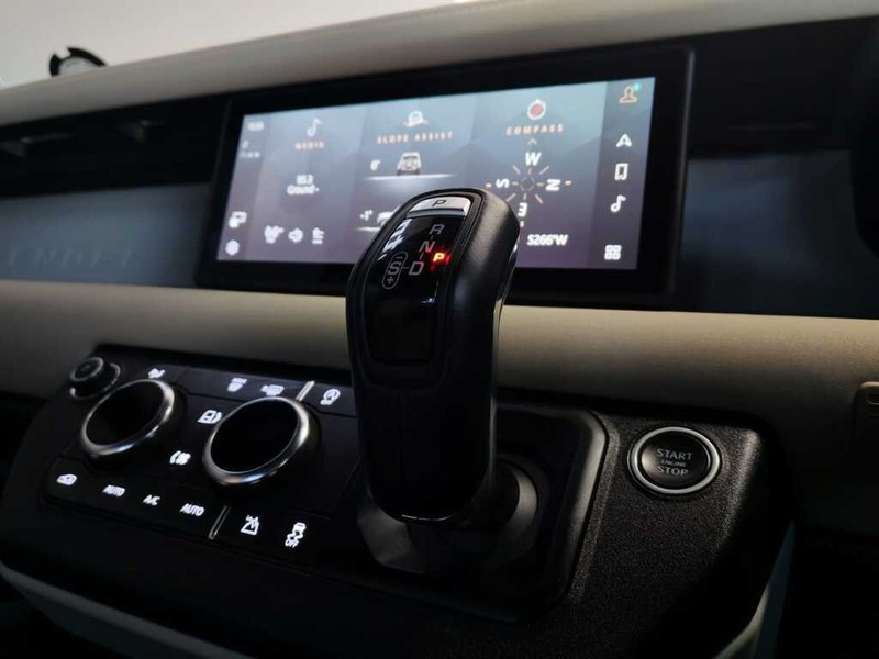 Land Rover Defender - Auto Investments Hatfield - Image 15