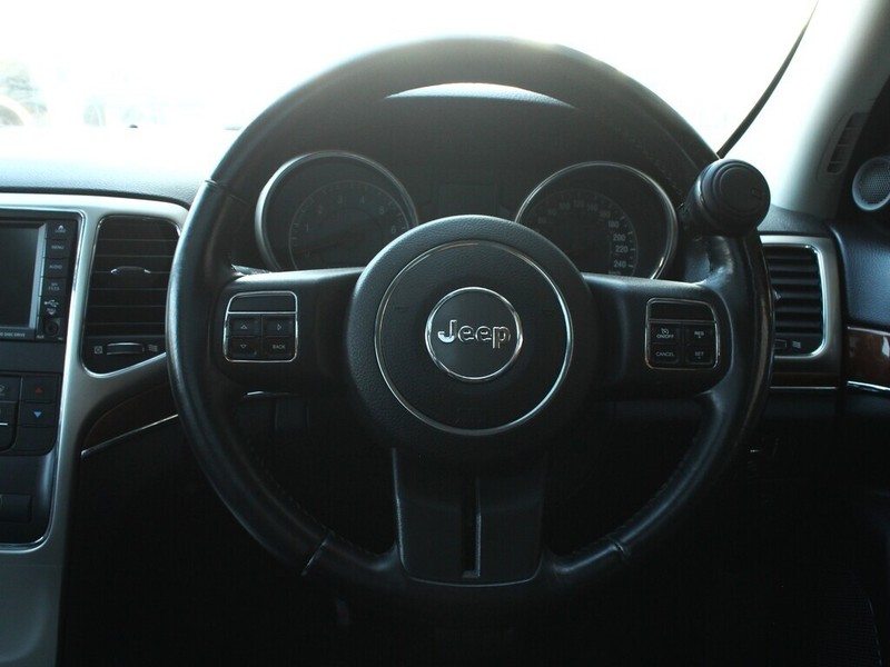 Jeep Grand Cherokee - Authentique Autos - Image 9