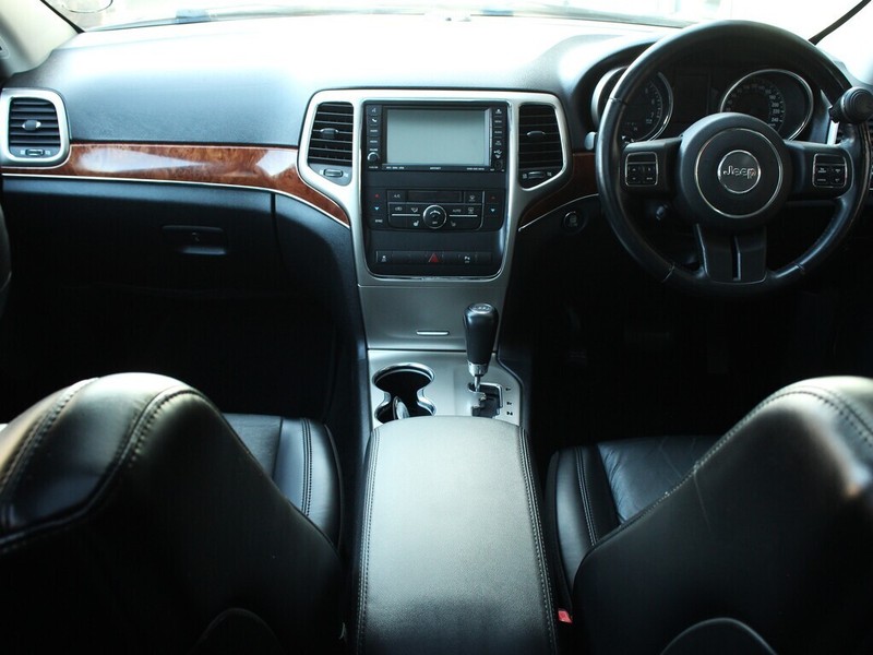Jeep Grand Cherokee - Authentique Autos - Image 8