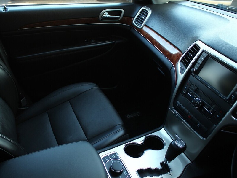 Jeep Grand Cherokee - Authentique Autos - Image 17