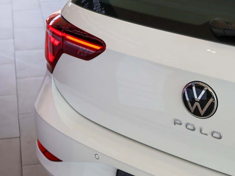 Volkswagen Polo - Hatfield VW Rivonia - Image 9