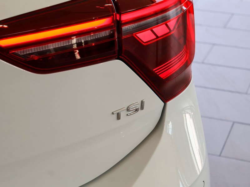 Volkswagen Polo - Hatfield VW Rivonia - Image 14