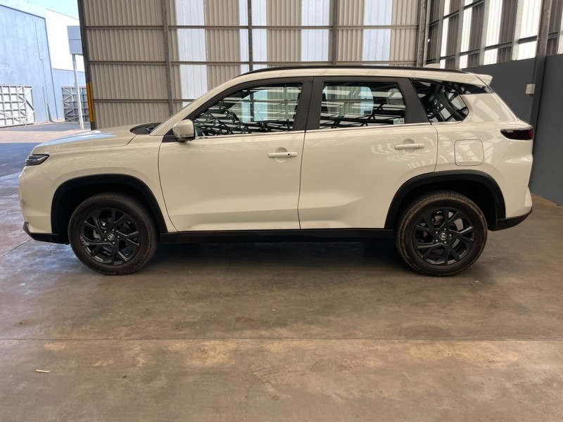 Toyota Urban Cruiser - Mit Mak Motors - Image 6