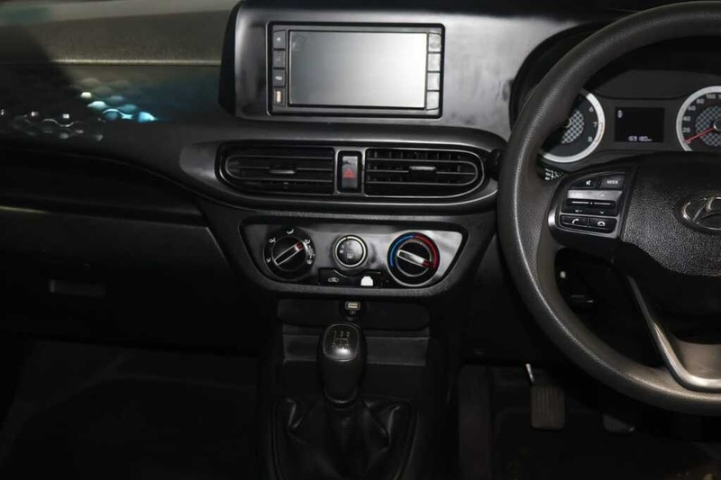 Hyundai Grand i10 - Bluebird Motors - Image 10