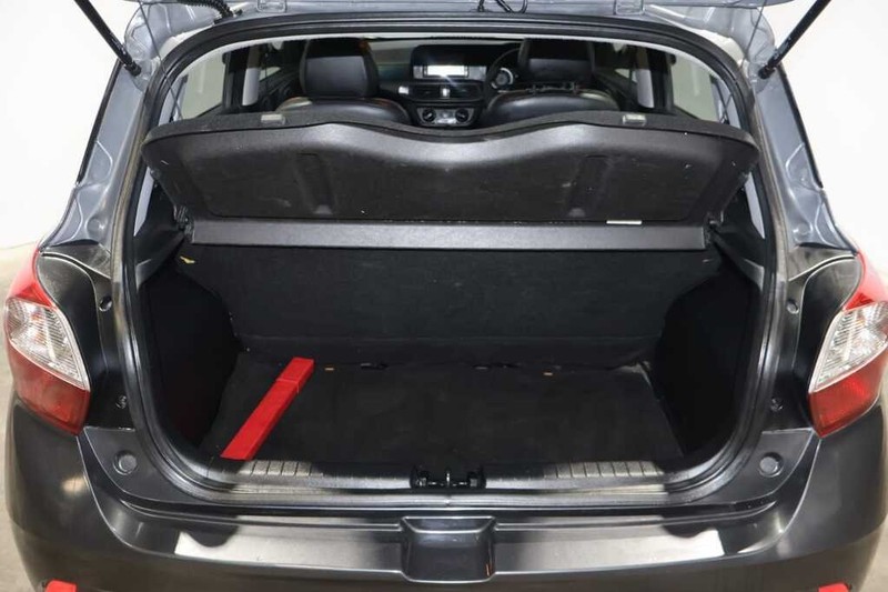 Hyundai Grand i10 - Bluebird Motors - Image 7