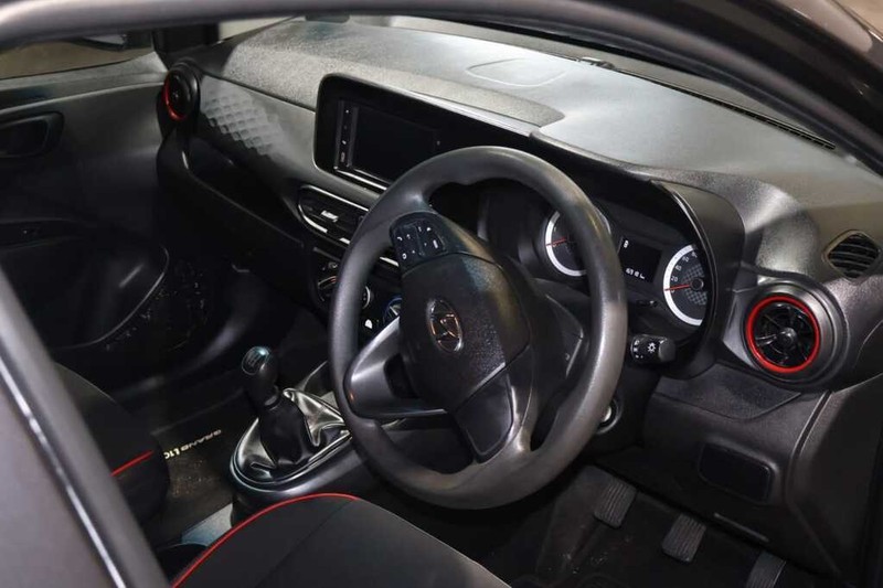 Hyundai Grand i10 - Bluebird Motors - Image 13