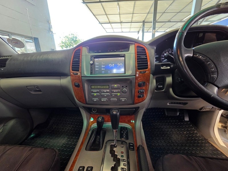 Toyota Land Cruiser - Auto Investments Montana - Image 16