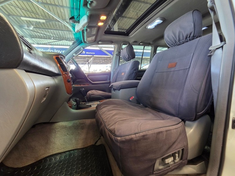 Toyota Land Cruiser - Auto Investments Montana - Image 11