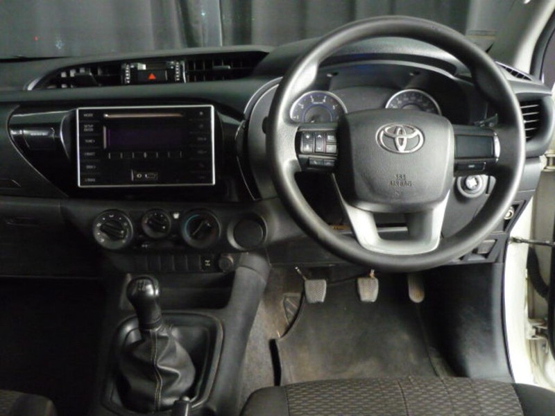 Toyota Hilux - LisaCars - Image 12