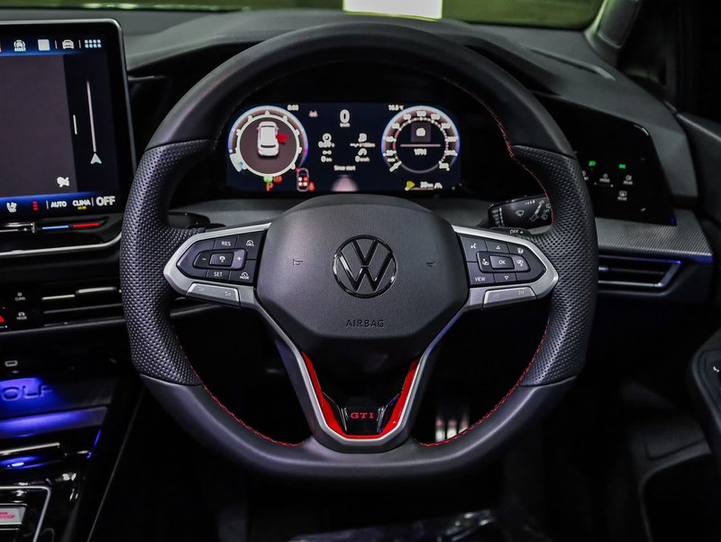 Volkswagen Golf - Hatfield VW Bryanston - Image 13