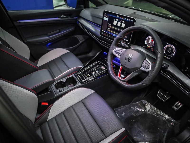 Volkswagen Golf - Hatfield VW Bryanston - Image 7