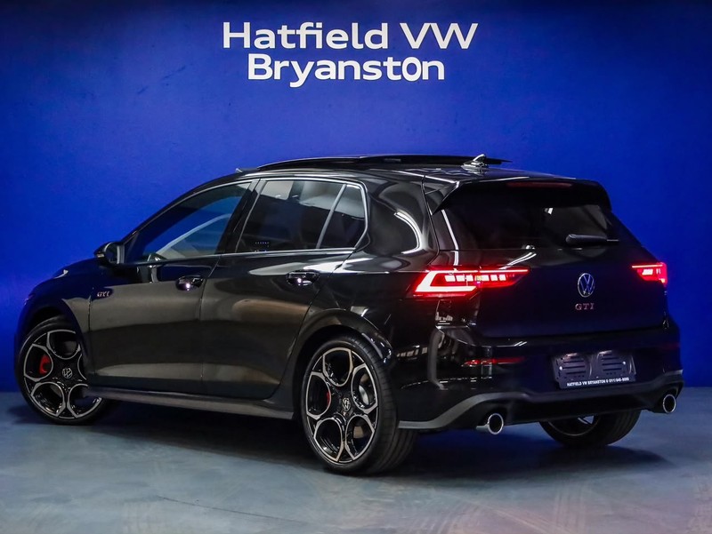 Volkswagen Golf - Hatfield VW Bryanston - Image 18