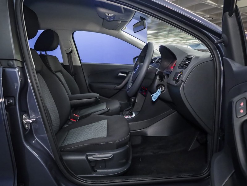 Volkswagen Polo Vivo - Hatfield VW Bryanston - Image 9