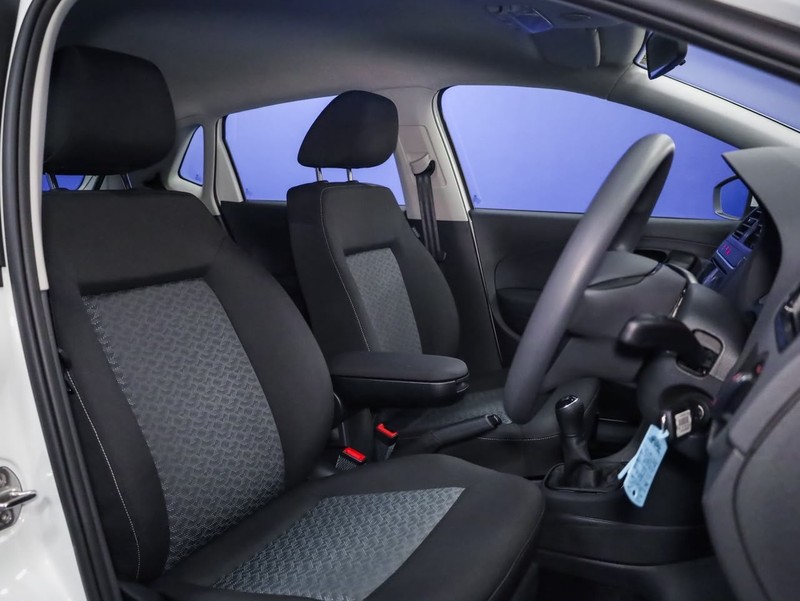 Volkswagen Polo Vivo - Hatfield VW Bryanston - Image 6