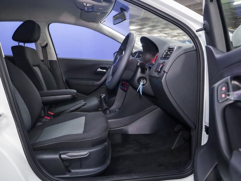 Volkswagen Polo Vivo - Hatfield VW Bryanston - Image 8