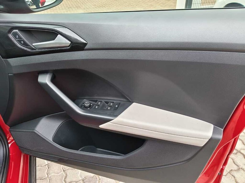 Volkswagen T-Cross - King Cars Bellville/Vredekloof - Image 13