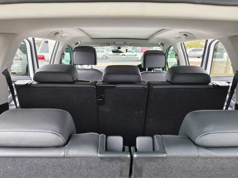 Volkswagen Tiguan Allspace - King Cars Bellville/Vredekloof - Image 17