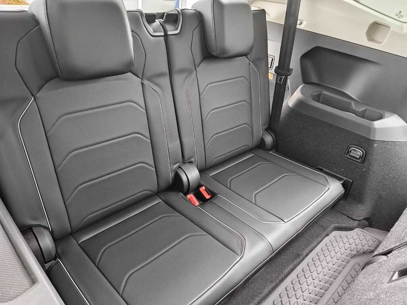 Volkswagen Tiguan Allspace - King Cars Bellville/Vredekloof - Image 16
